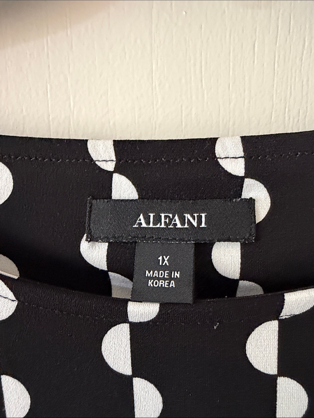 Alfani Black and White Geometric Boatneck Long Sleeve Top - Picture 2 of 4